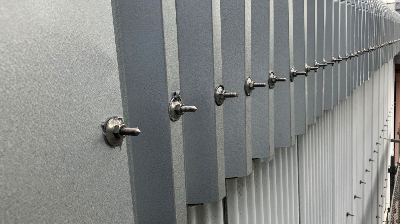 ふき葺スライドオン·スレートカバー用葺替金具W650用